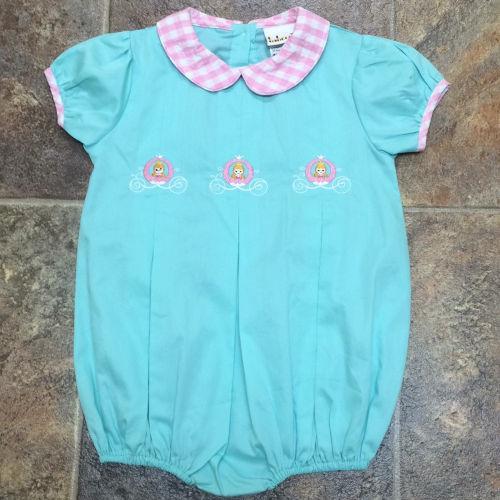 NWOT! Princess in Carriage Bubble Suit